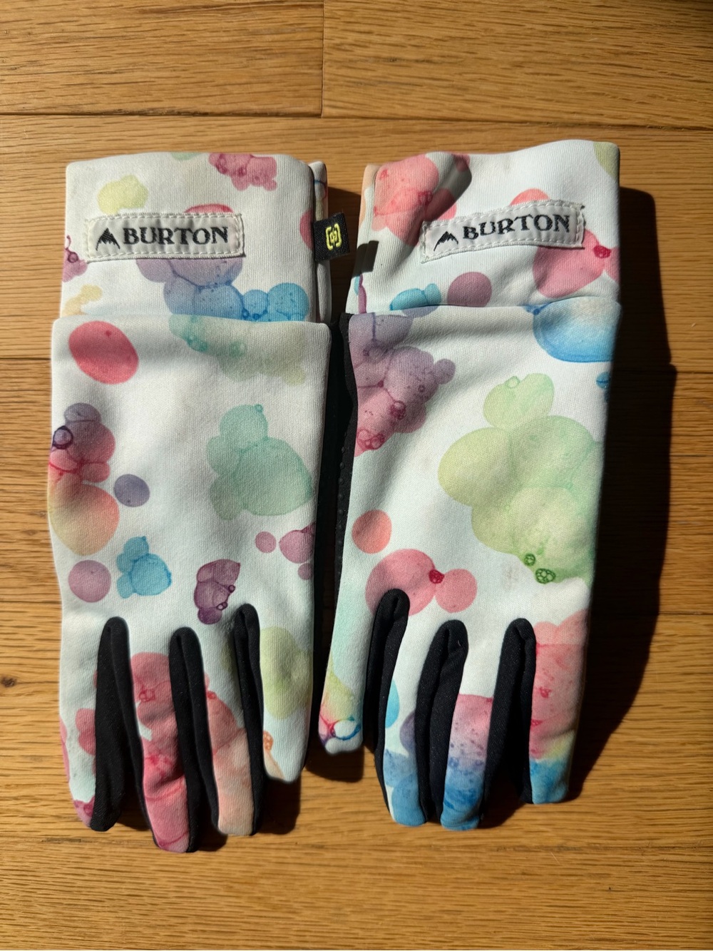 Burton Kids Bubble-Print Winter Mittens in White with Multicolor Bubbles